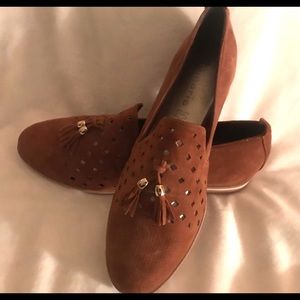 Suede Tamaris Classic Flats